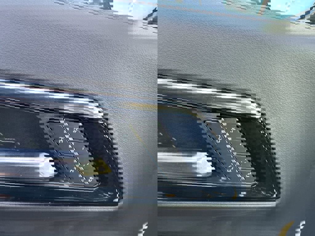 New 2026 Chevrolet Suburban High Country image 23