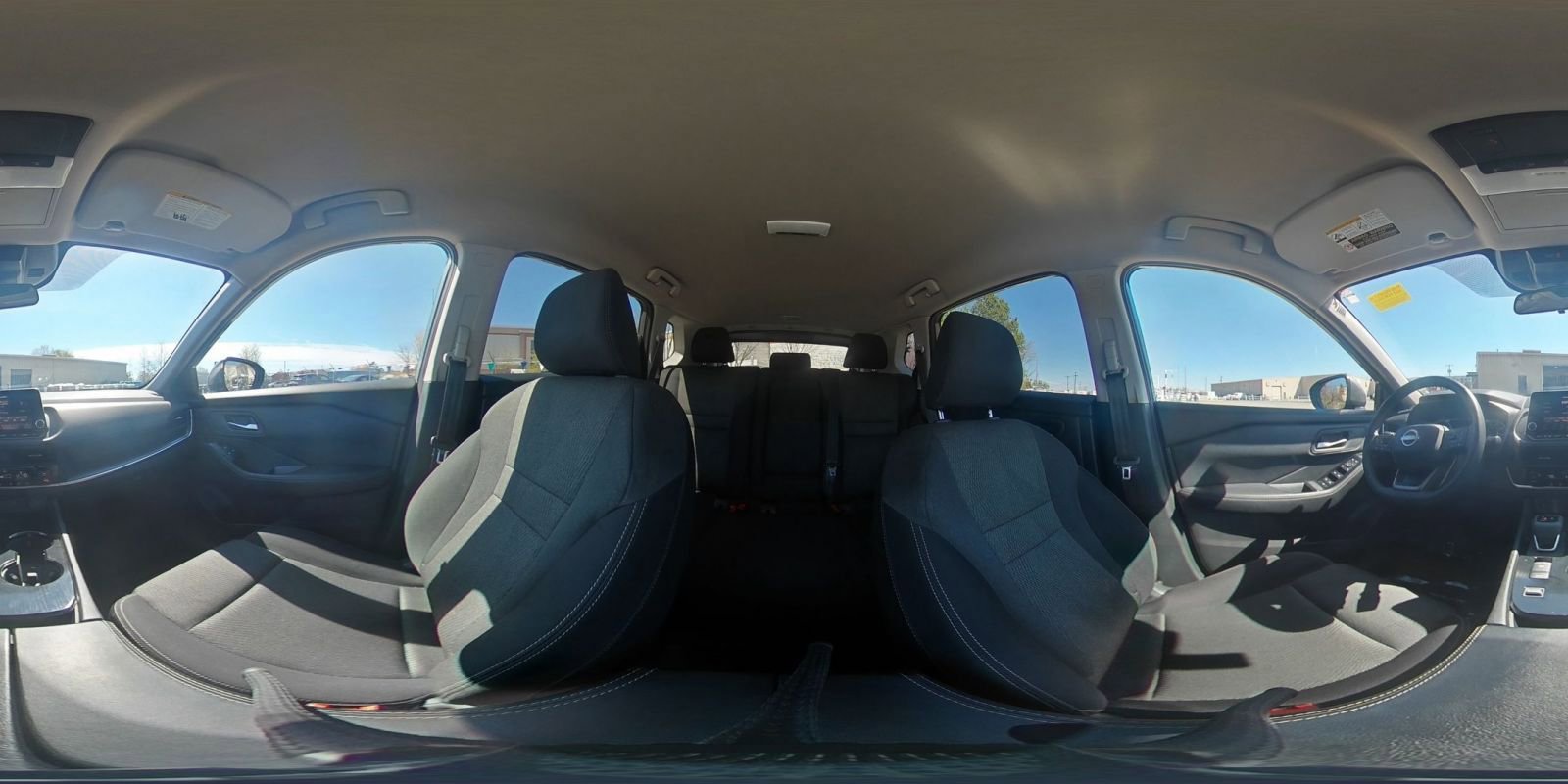 Used 2025 Nissan Rogue SV image 43