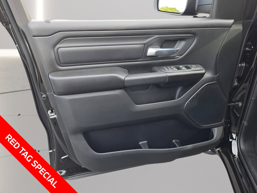 New 2026 RAM 1500 Express AWD/4WD image 20