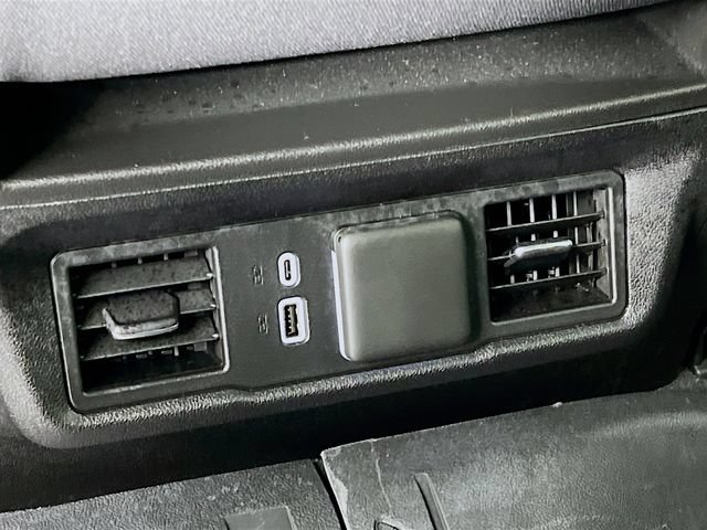 Used 2024 Chevrolet Silverado 1500 LT w/ Protection Package AWD/4WD image 33