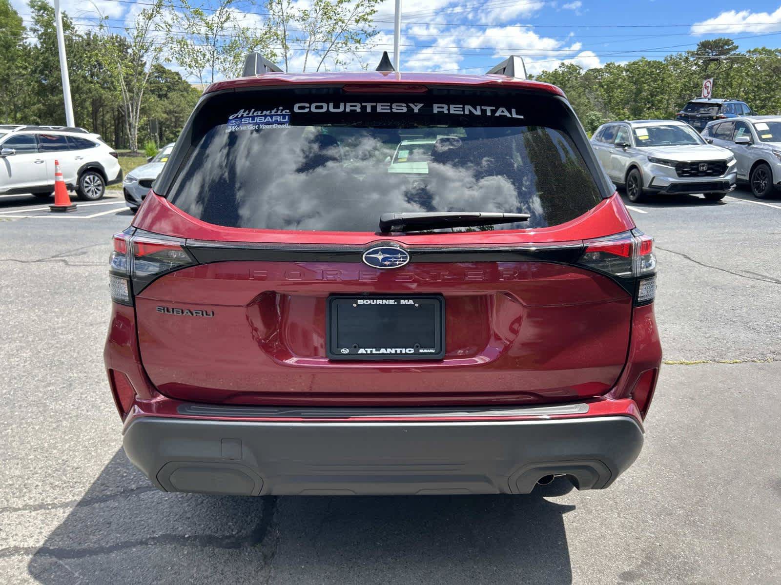 Used 2026 Subaru Forester Premium AWD/4WD image 4