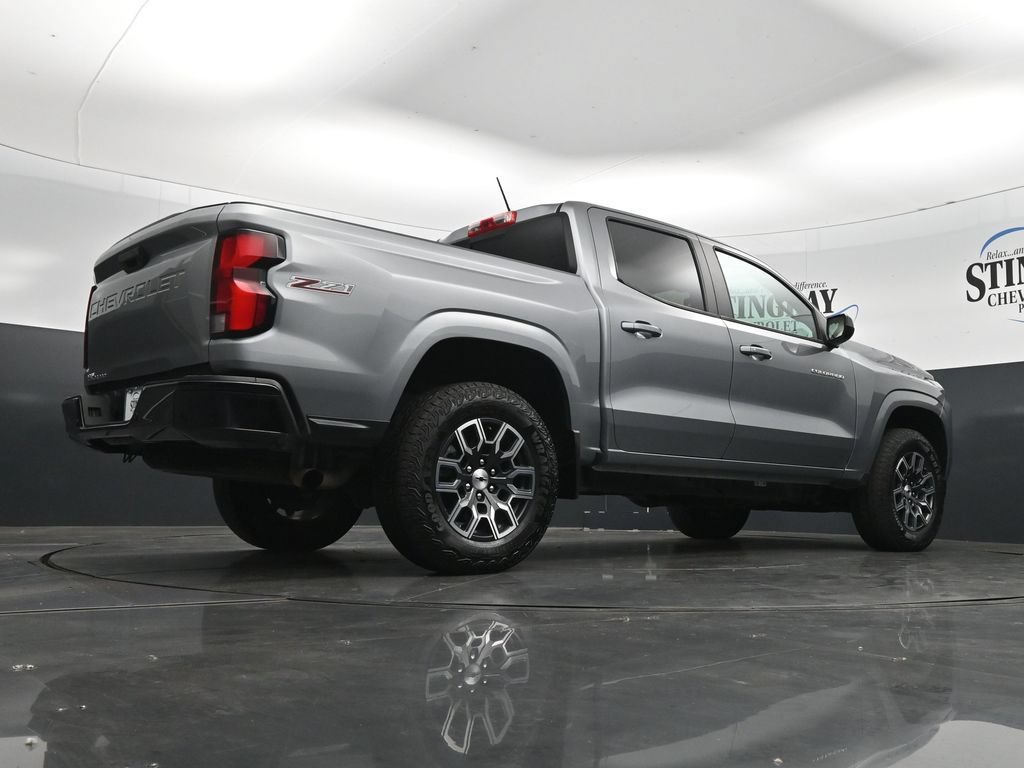 Used 2023 Chevrolet Colorado Z71 w/ Z71 Convenience Package 2 AWD/4WD image 32