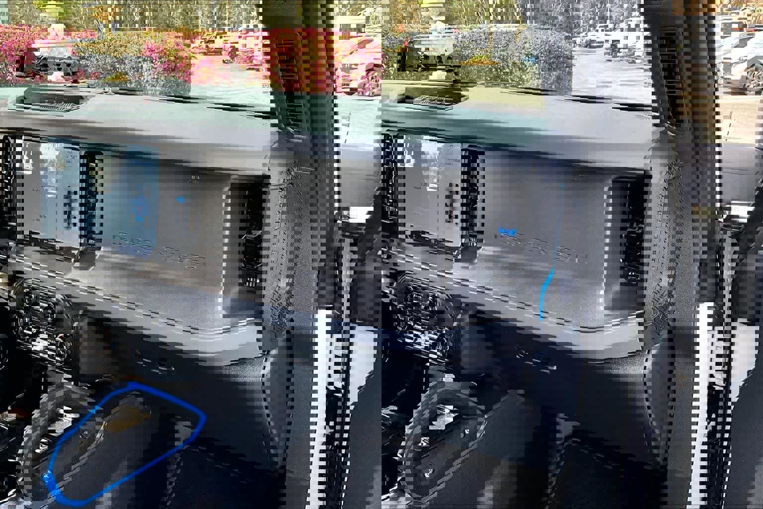 Used 2024 Ford Bronco Black Diamond image 18