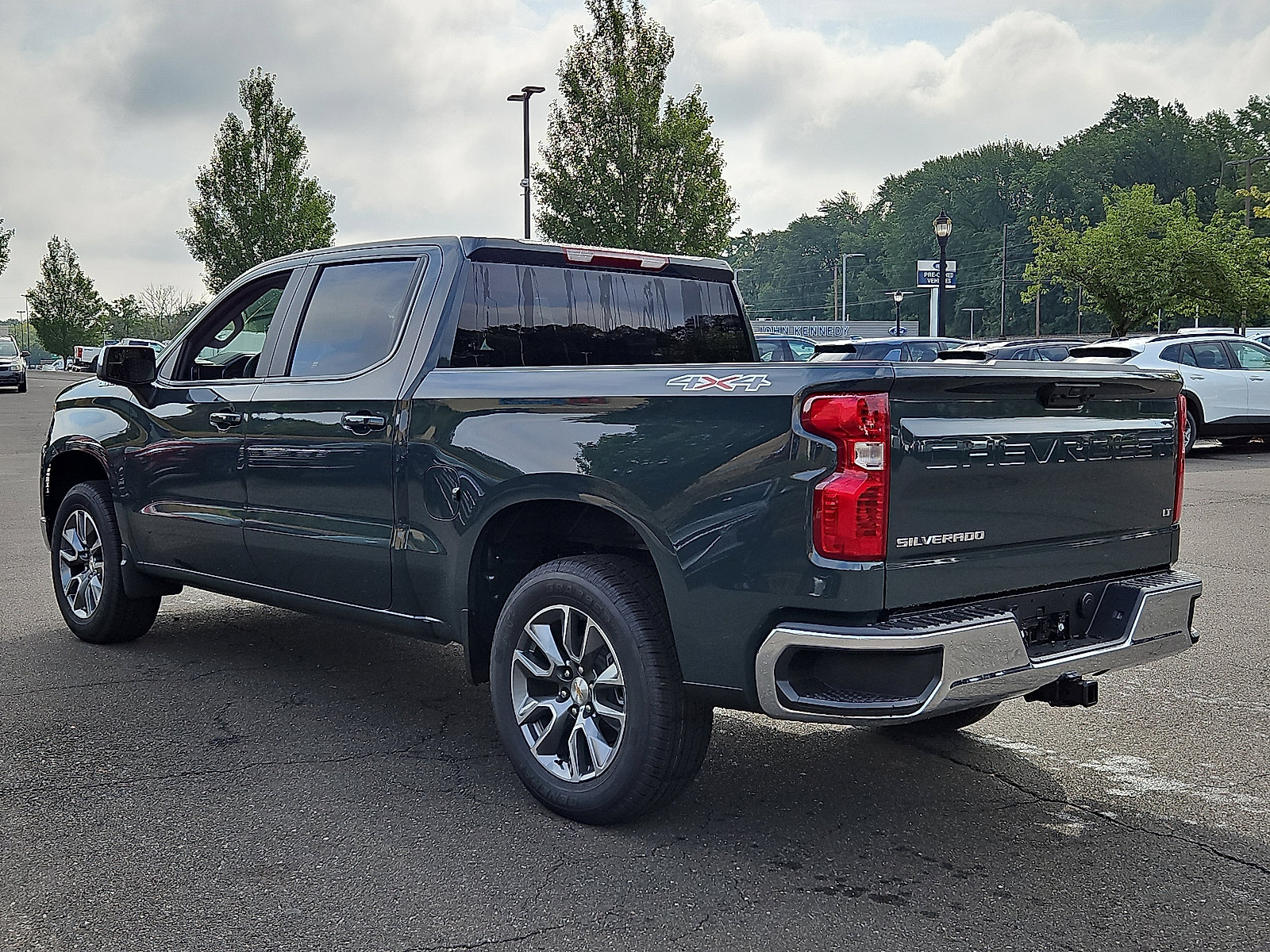New 2026 Chevrolet Silverado 1500 LT image 3