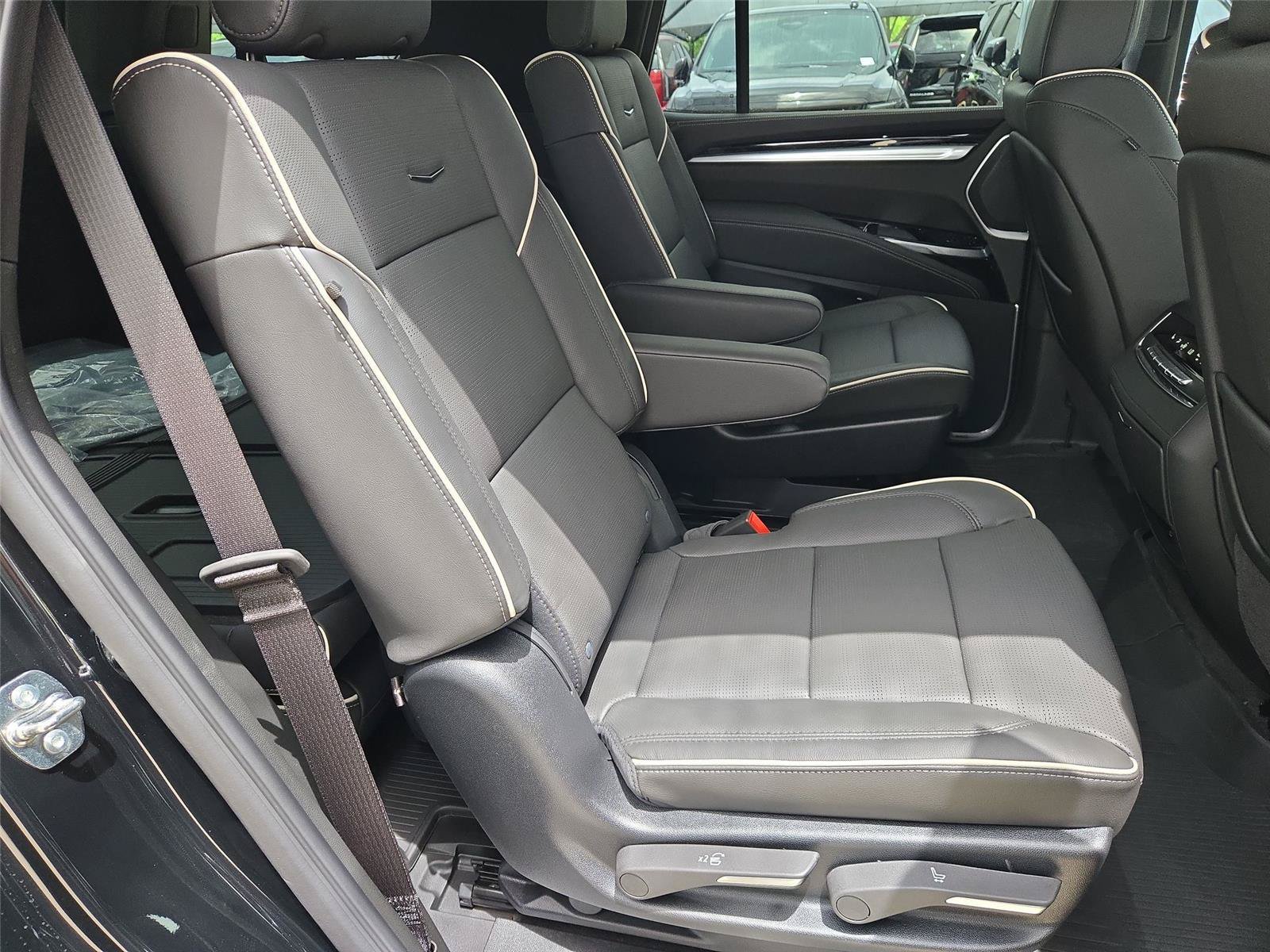 New 2026 Cadillac Escalade Sport w/ Touring Package AWD/4WD image 30