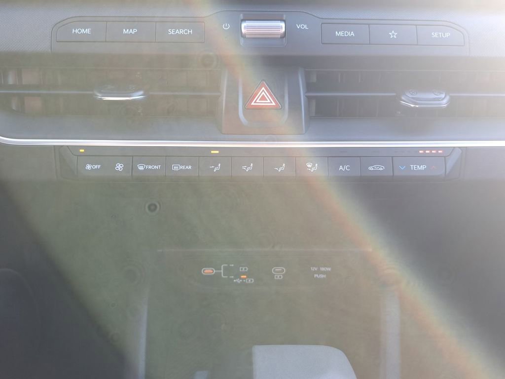 Used 2025 Kia K4 LXS image 25