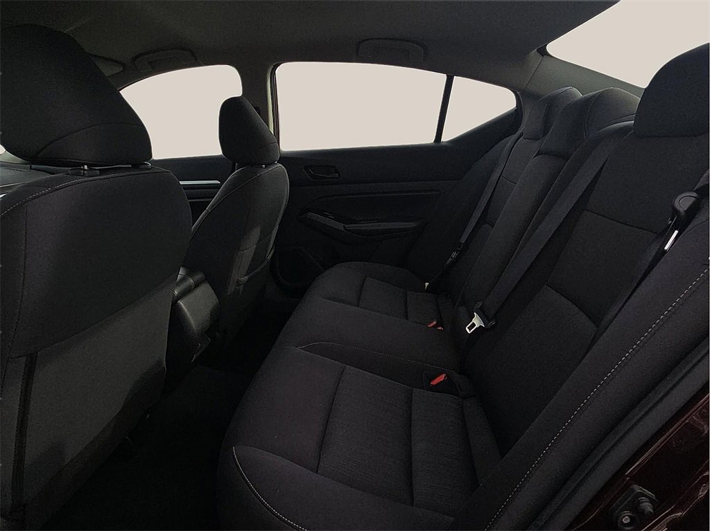 Used 2023 Nissan Altima 2.5 SV image 9