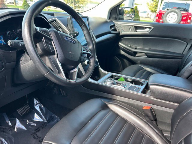 Used 2024 Ford Edge SEL AWD/4WD image 15