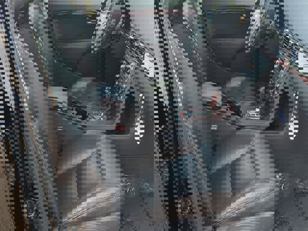 Used 2008 Volvo XC70 3.2 image 20