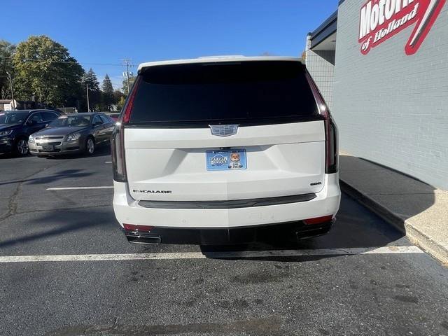 Used 2022 Cadillac Escalade ESV Sport Platinum w/ LPO, ONYX Package image 6