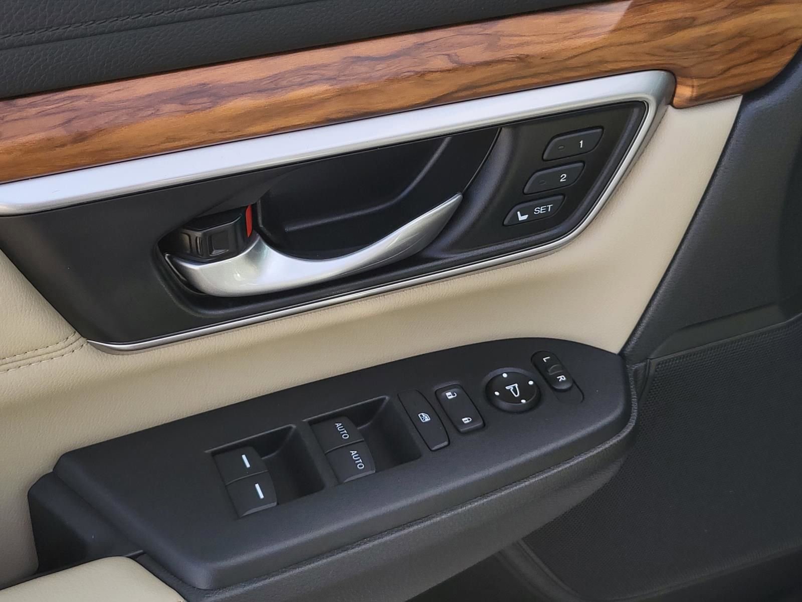 Used 2020 Honda CR-V Touring image 19