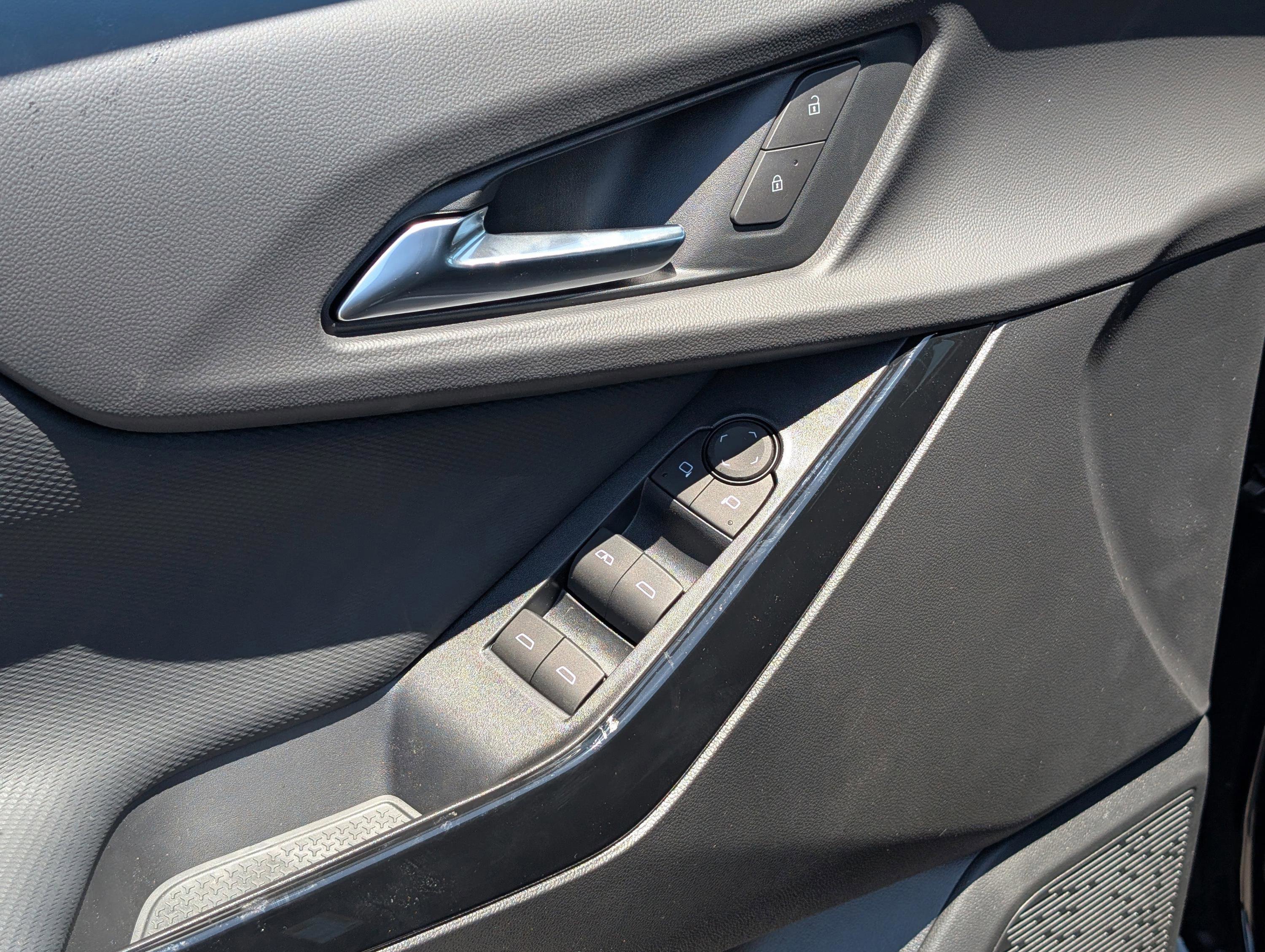 Certified 2026 Chevrolet Equinox LT image 18