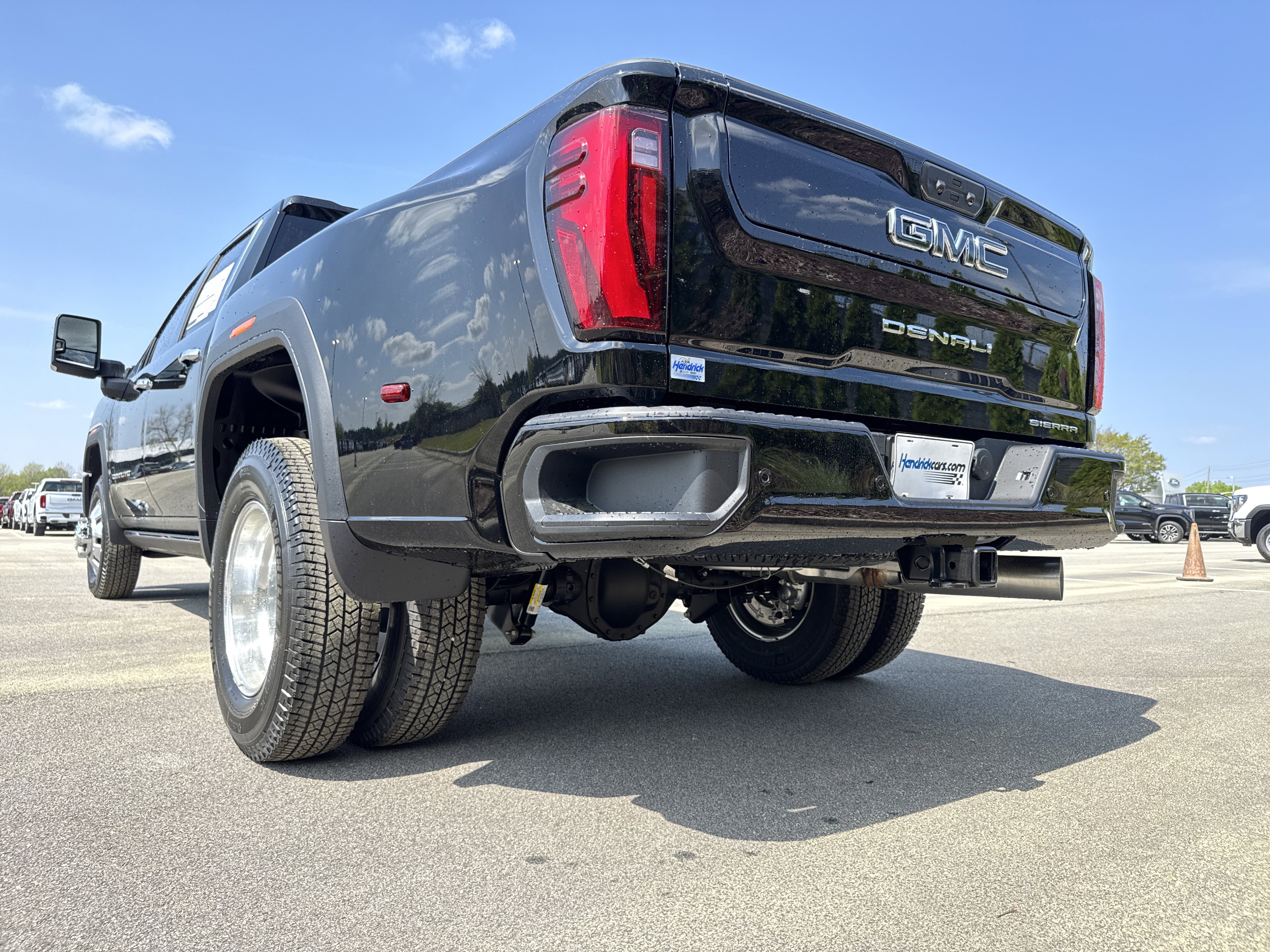 New 2026 GMC Sierra 3500 Denali Ultimate image 8