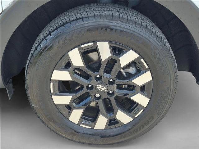Used 2025 Hyundai Santa Cruz SEL FWD image 22