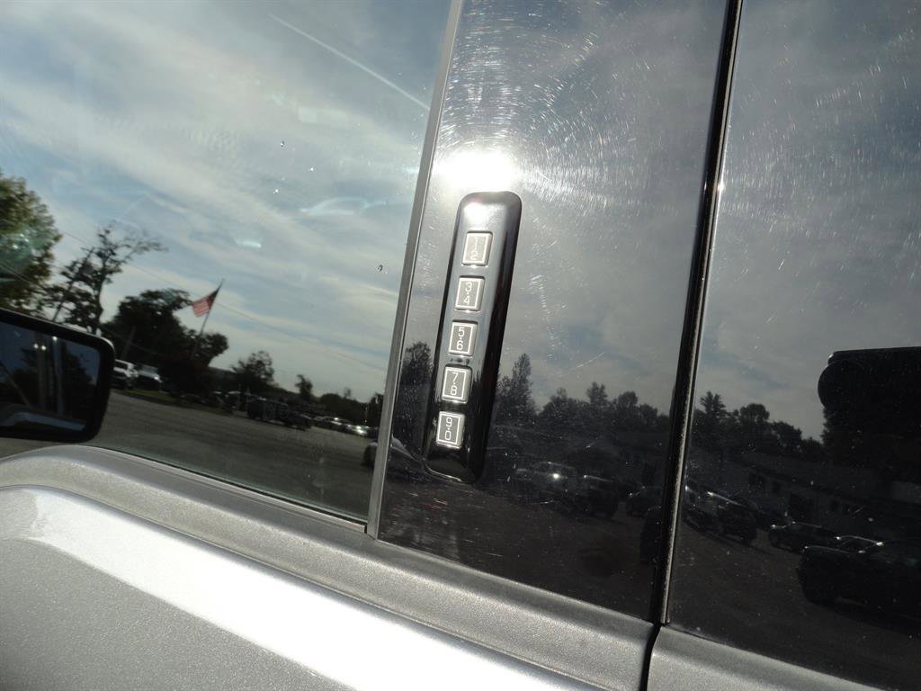 Certified 2021 Ford F150 XLT w/ Equipment Group 302A High image 10