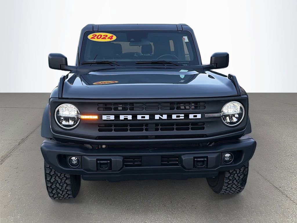 Used 2024 Ford Bronco Black Diamond image 10