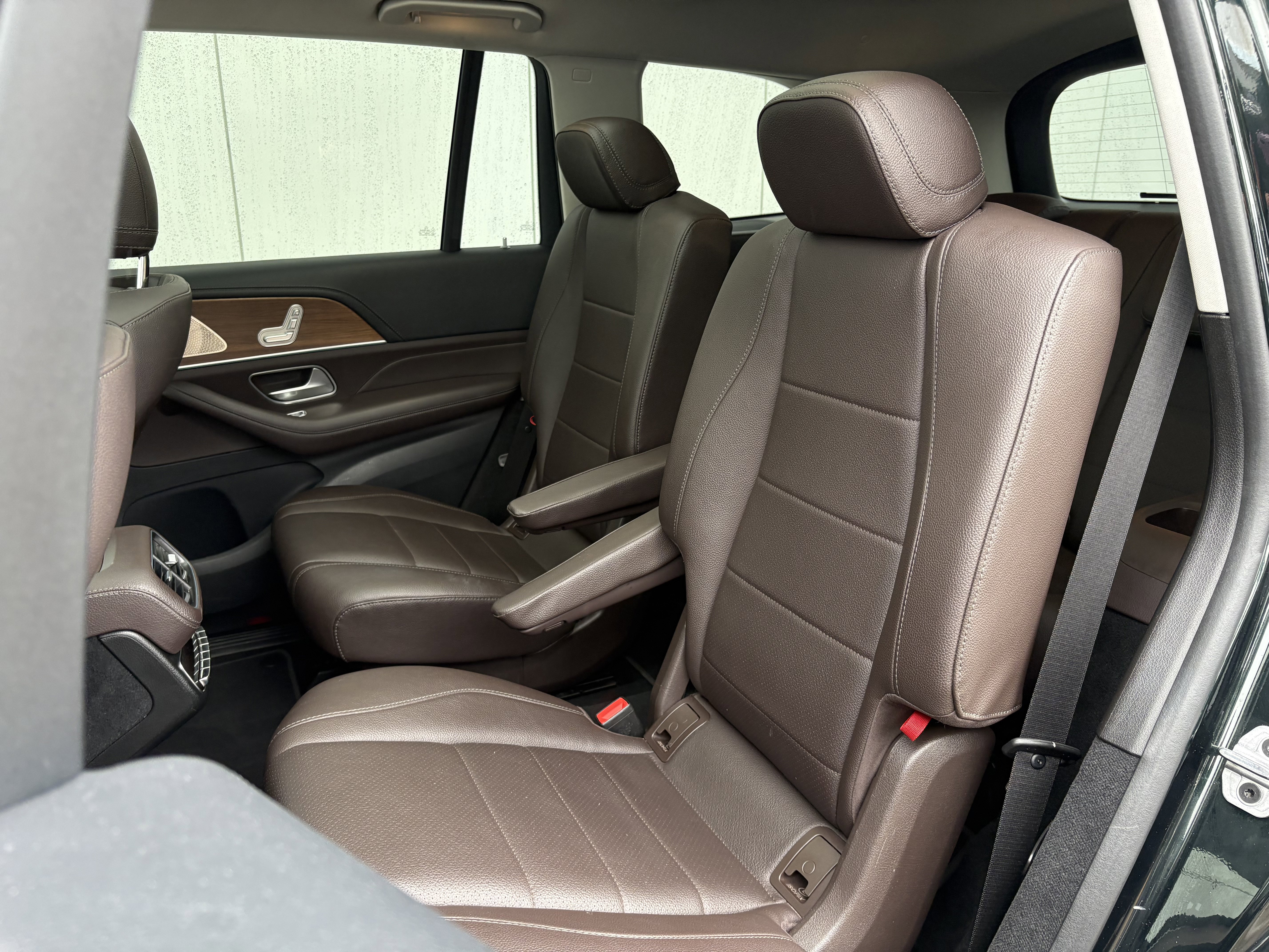 Used 2022 Mercedes-Benz GLS 450 4MATIC image 13