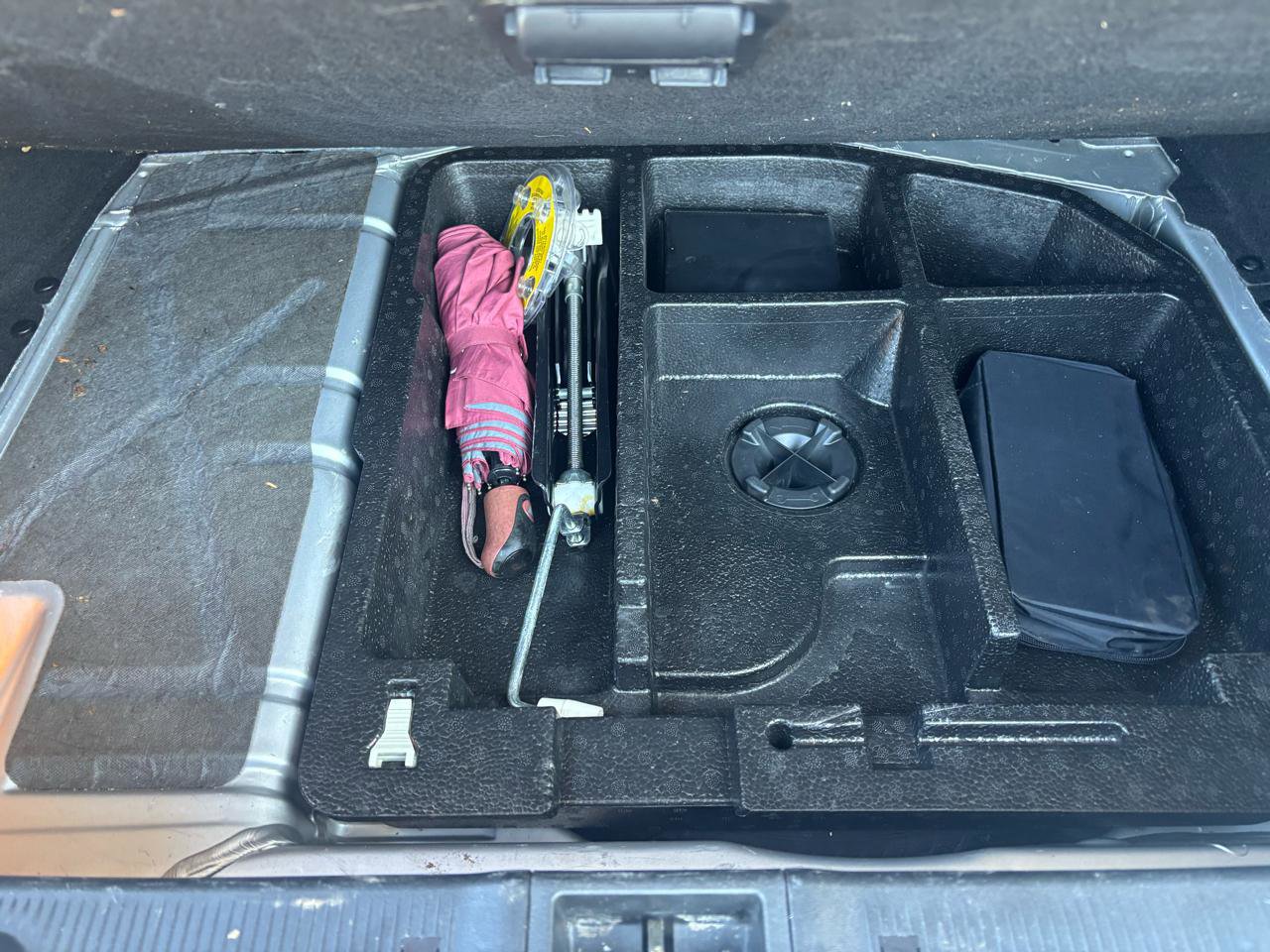 Used 2005 Mercedes-Benz CLK 500 Cabriolet image 12