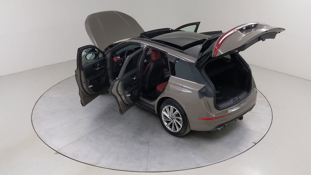 Used 2025 Lincoln Corsair Grand Touring w/ Towing Package image 53