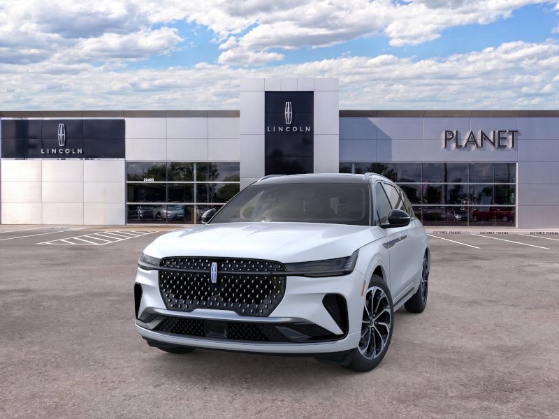 New 2026 Lincoln Nautilus Reserve AWD/4WD image 2