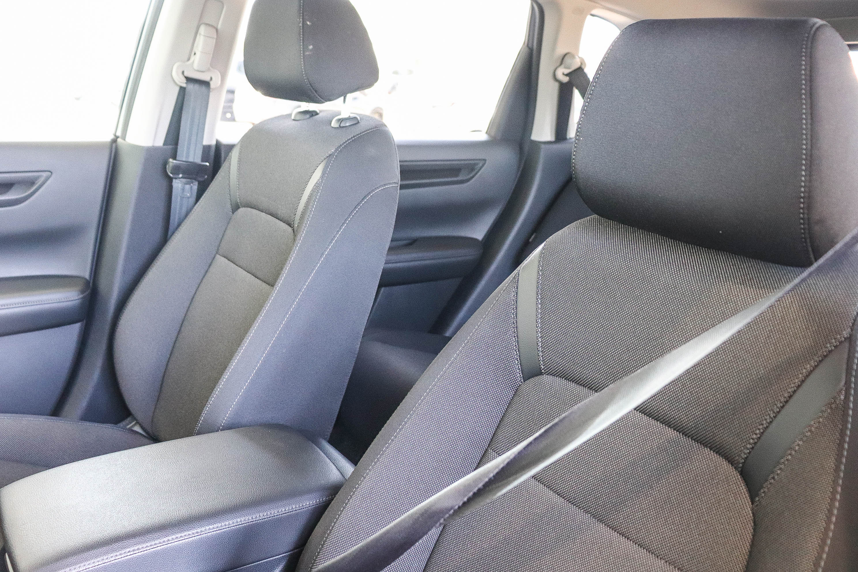 Certified 2025 Honda CR-V LX image 29
