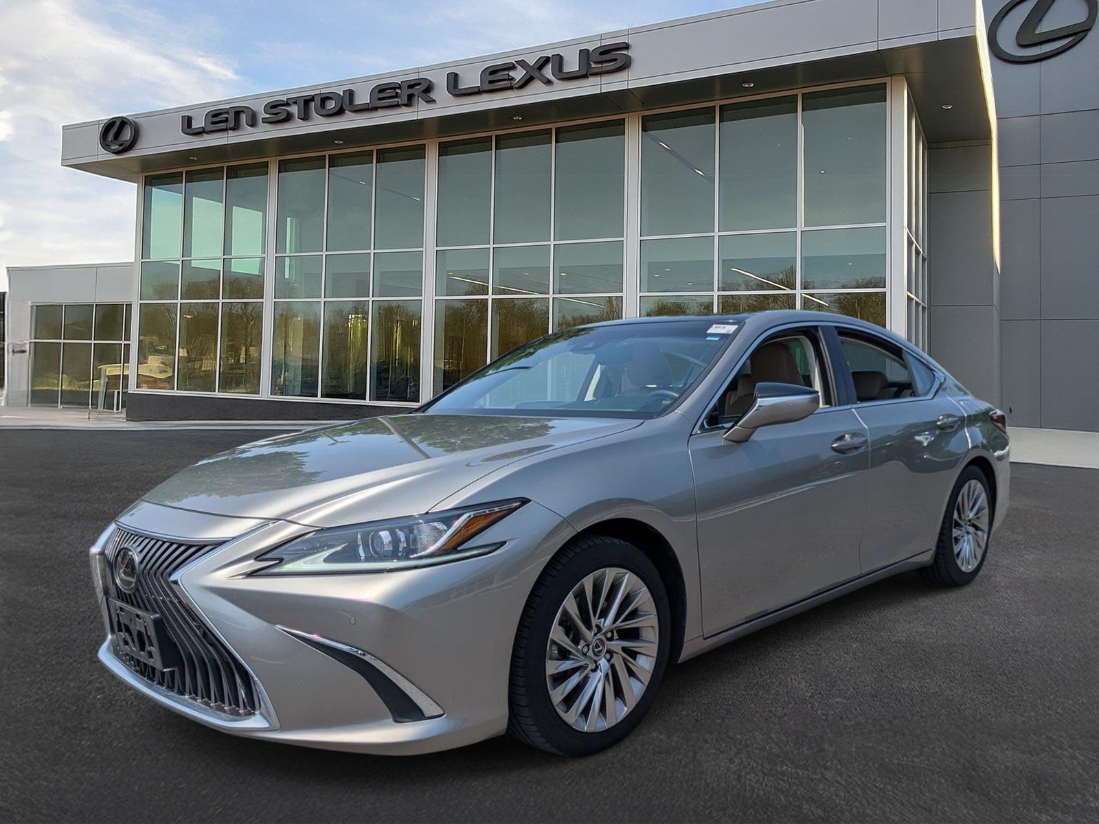 Used 2019 Lexus ES 350 w/ Accessory Package FWD image 7