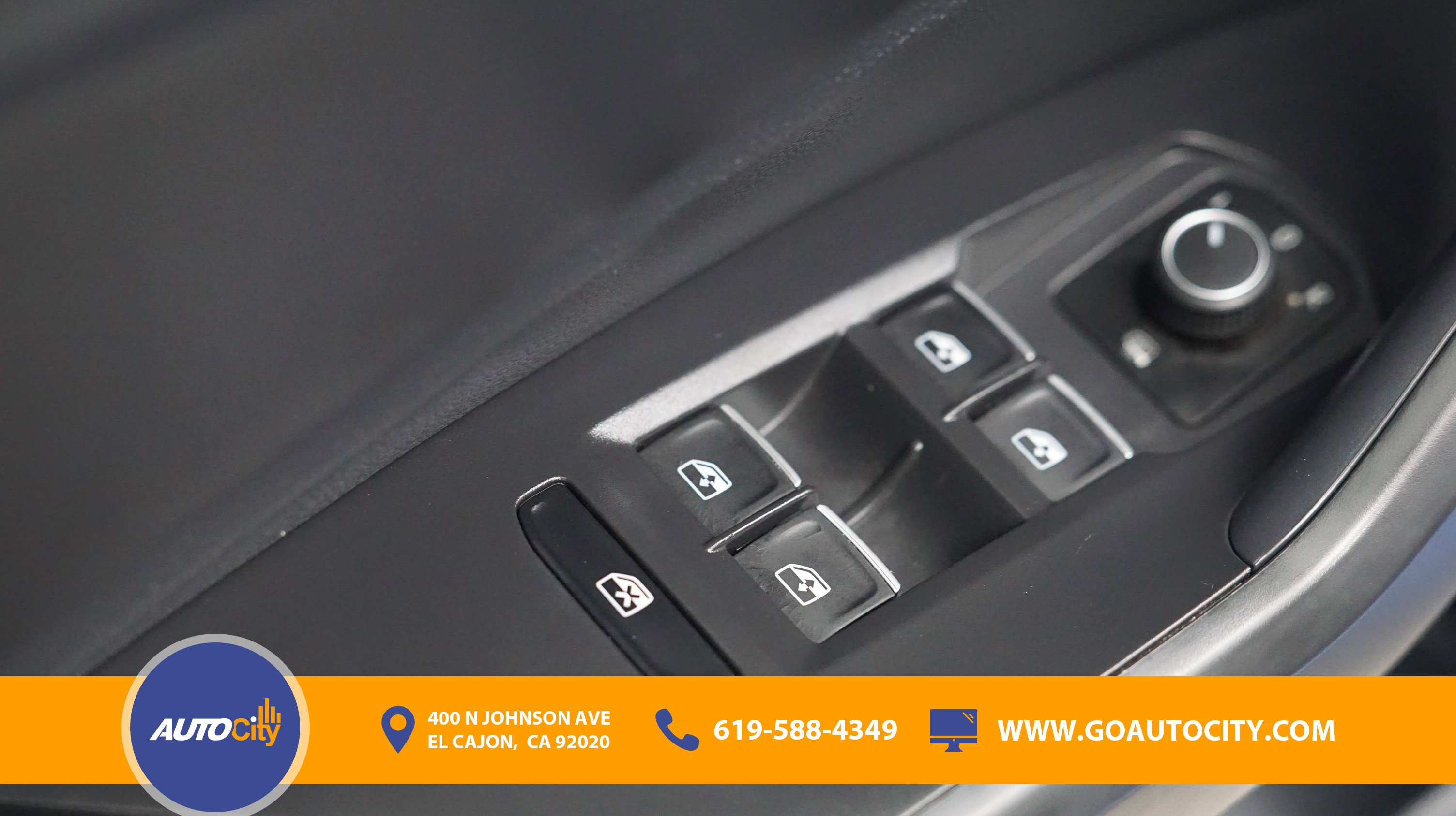 Used 2023 Volkswagen Jetta Sport image 17