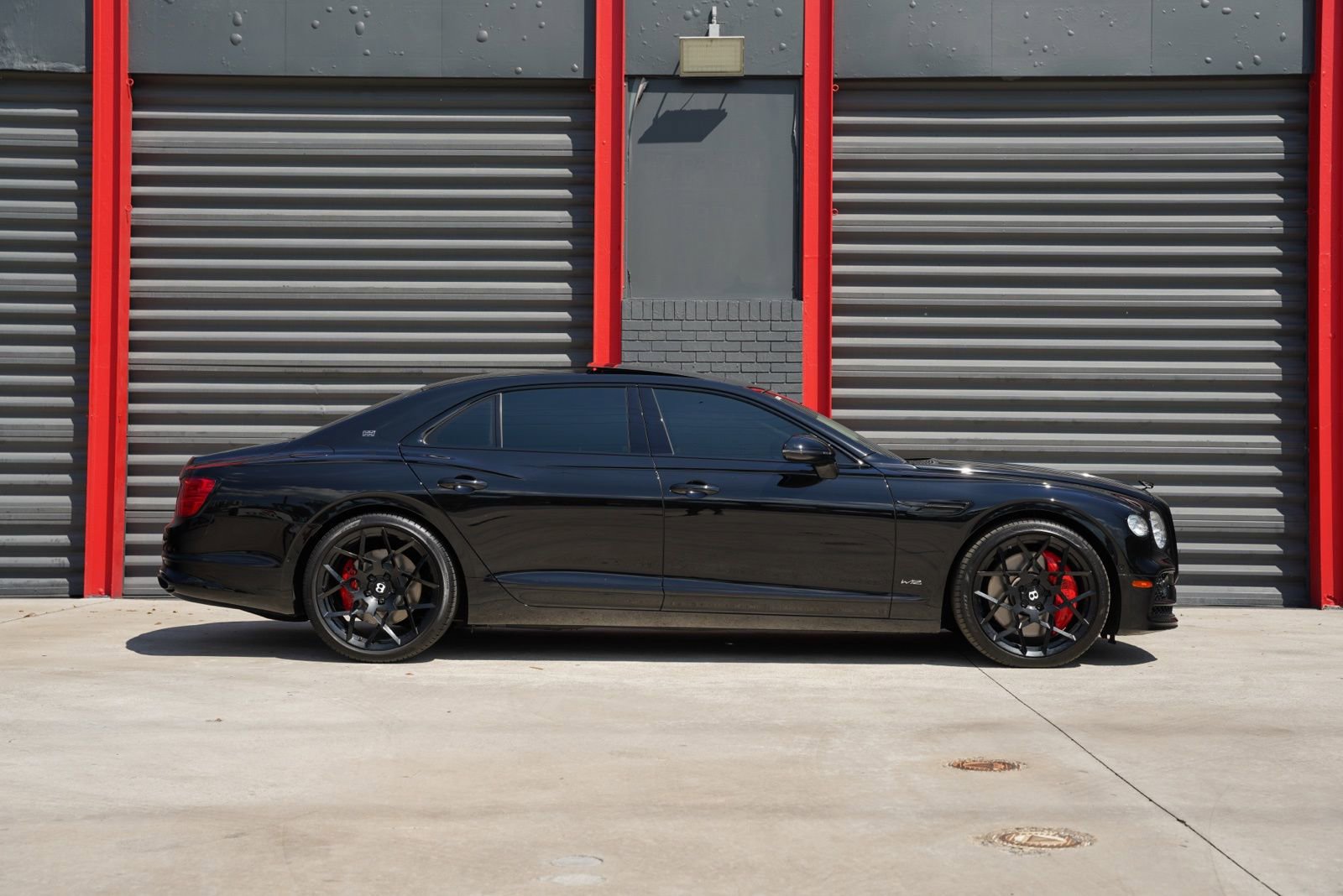 Used 2020 Bentley Flying Spur W12 image 13