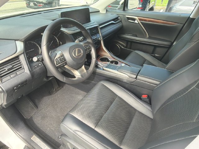 Certified 2020 Lexus RX 350L Premium w/ Premium Package AWD/4WD image 24