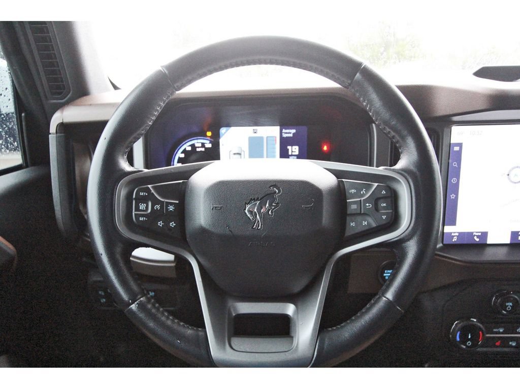 Certified 2022 Ford Bronco Outer Banks w/ Sasquatch Package AWD/4WD image 14