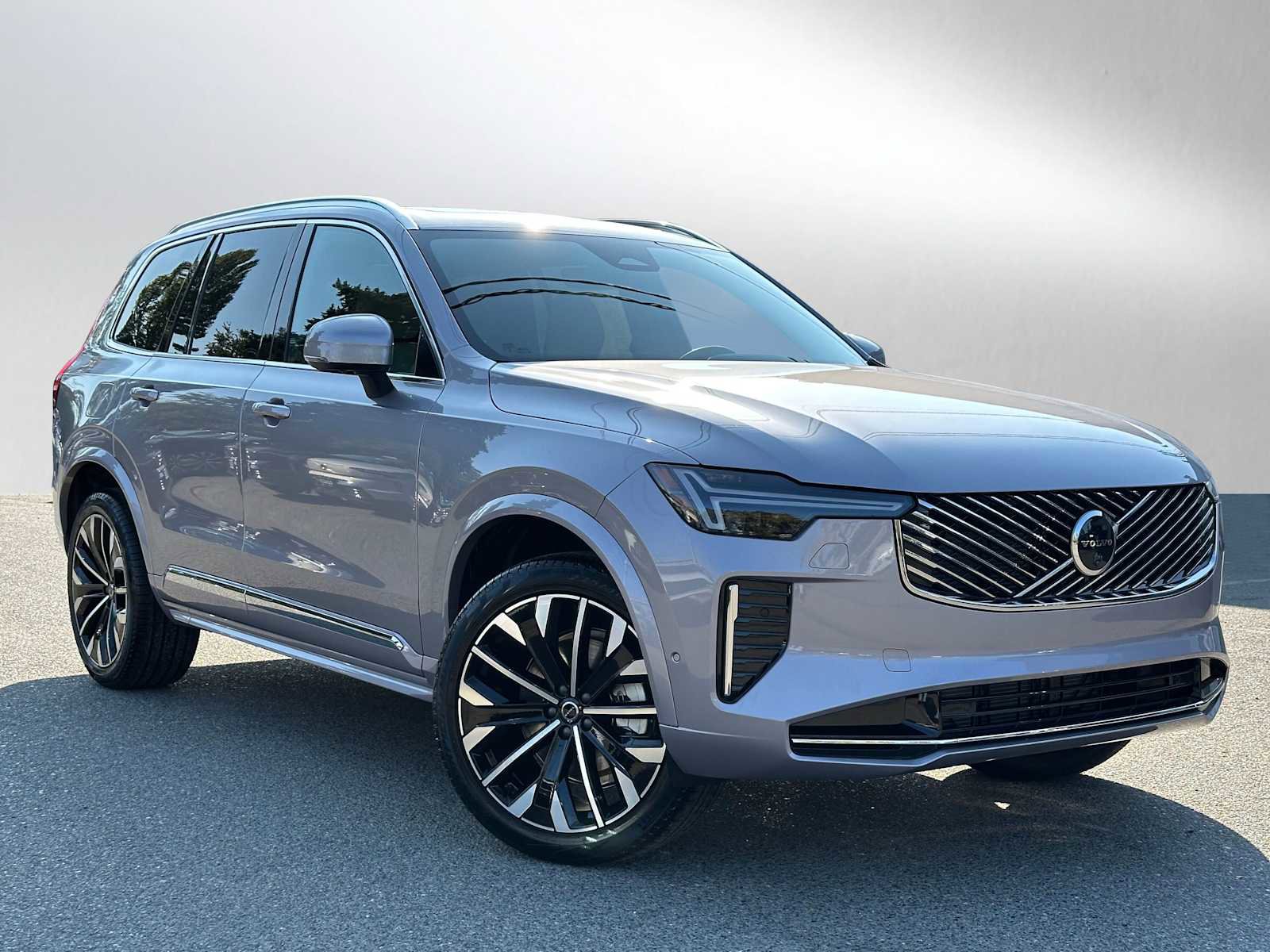 New 2026 Volvo XC90 B6 Plus w/ Protection Package Premier image 1