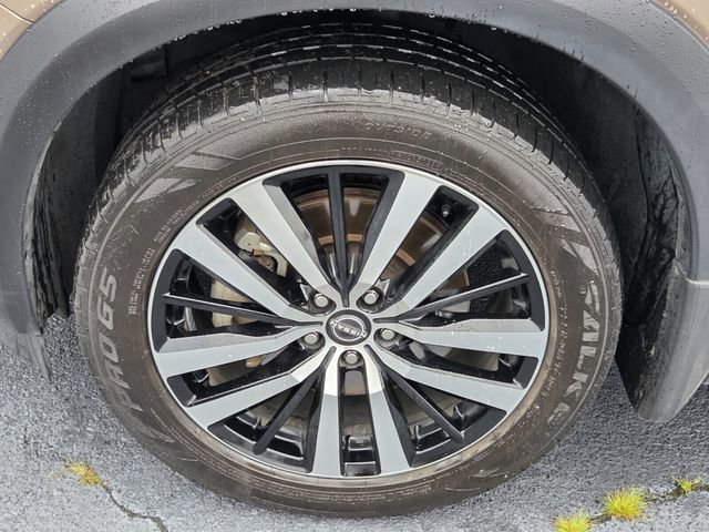 Used 2023 Nissan Pathfinder Platinum w/ Cargo Package AWD/4WD image 18