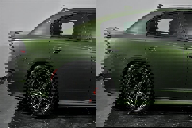 Used 2018 Dodge Charger SRT Hellcat w/ Harman/Kardon Audio Group image 11