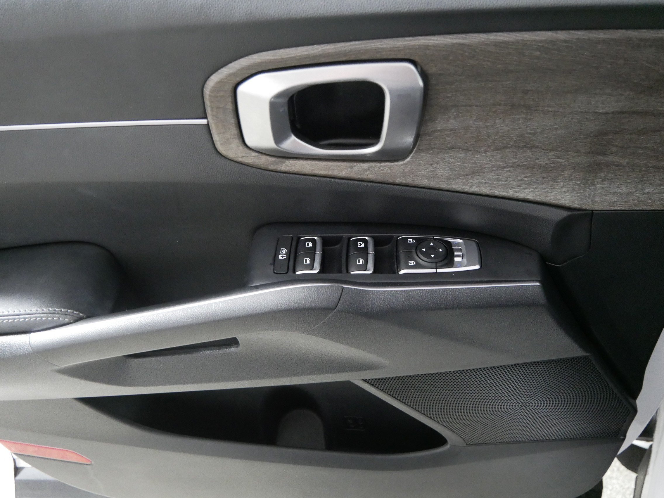 Used 2022 Kia Sorento S AWD/4WD image 19