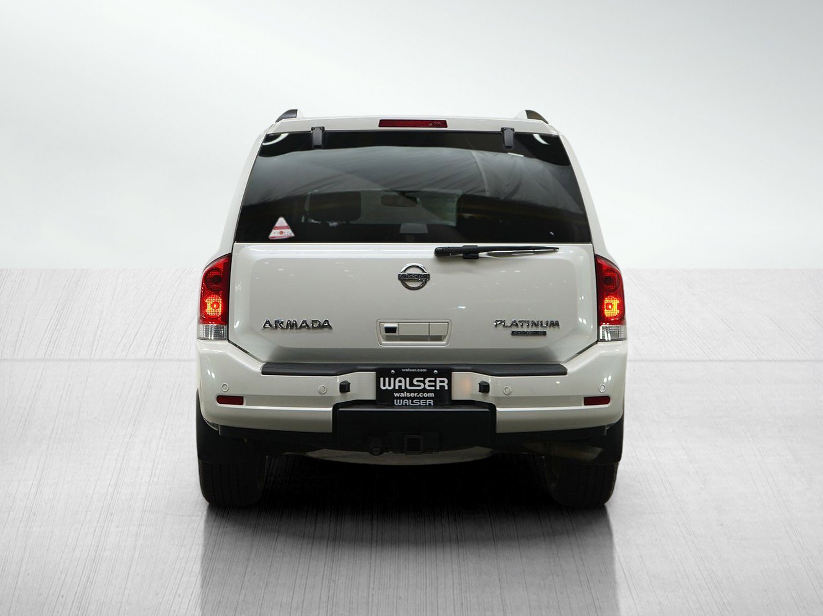 Used 2014 Nissan Armada Platinum w/ Platinum Reserve Package AWD/4WD image 4