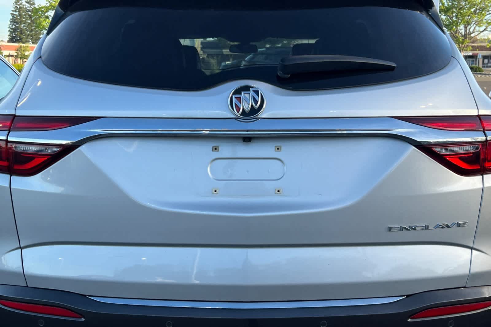 Used 2019 Buick Enclave Essence FWD image 19