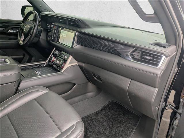 Used 2023 GMC Yukon Denali w/ Advanced Technology Package image 20