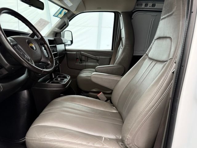 Used 2021 Chevrolet Express 2500 w/ Driver Convenience Package RWD image 11