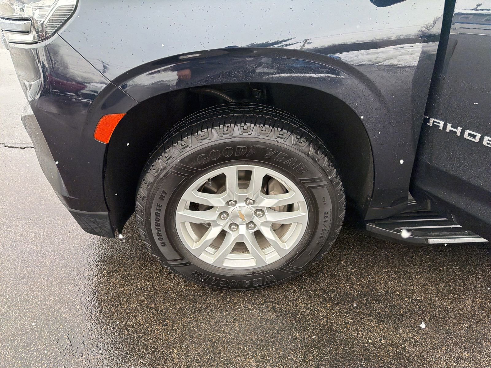 Used 2024 Chevrolet Tahoe LT image 32