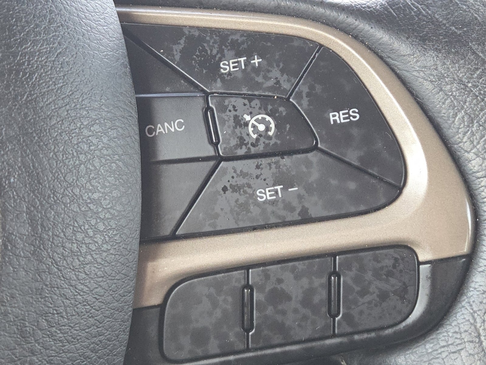 Used 2016 Jeep Renegade Latitude image 8