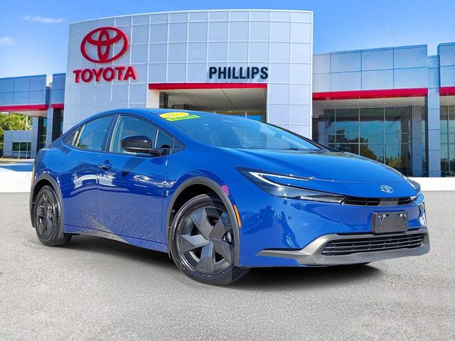 Used 2023 Toyota Prius LE