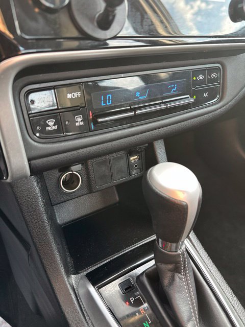 Used 2017 Toyota Corolla L FWD image 25