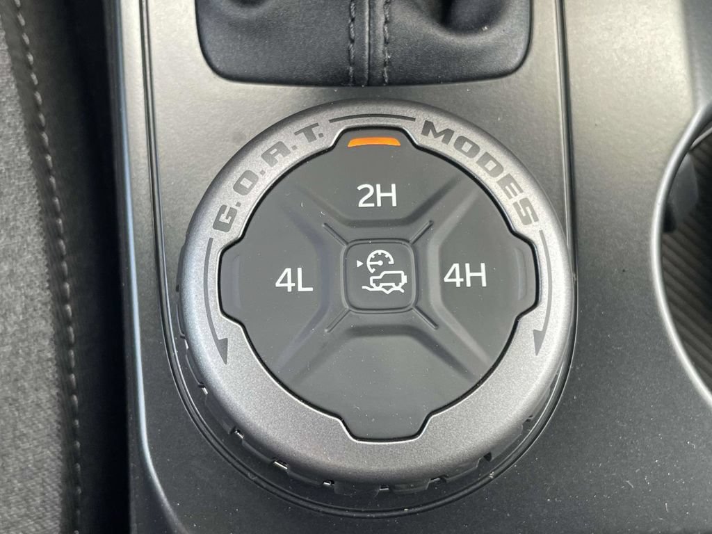 New 2025 Ford Bronco 4-Door AWD/4WD image 21
