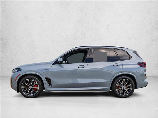 New 2026 BMW X5 xDrive50e w/ M Sport Package AWD/4WD image 8