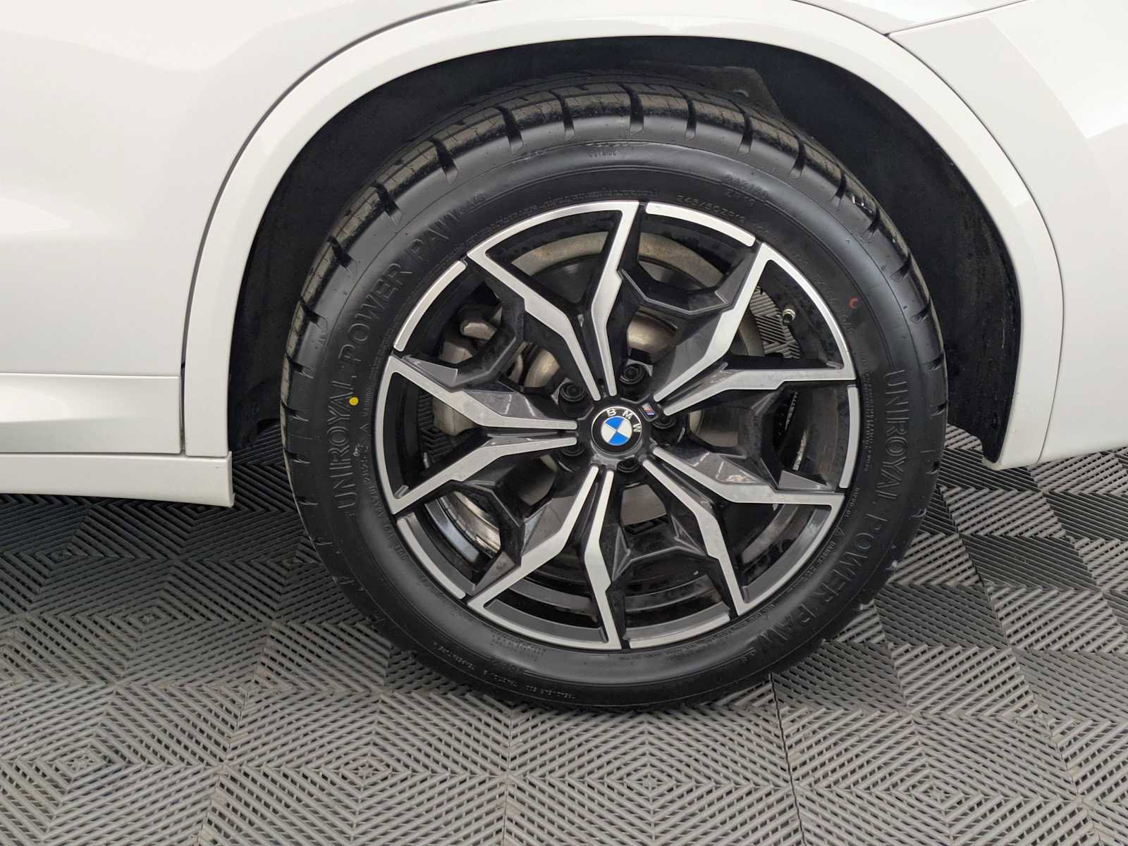 Used 2022 BMW X3 xDrive30i w/ M Sport Package 2 AWD/4WD image 14