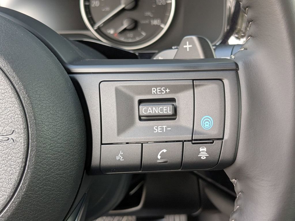 New 2025 Nissan Pathfinder SV image 17