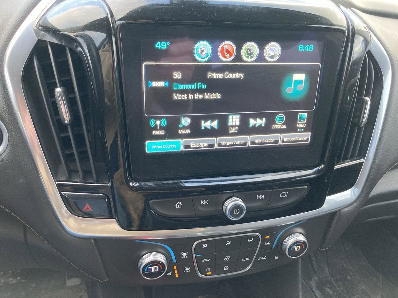 Used 2019 Chevrolet Traverse LT w/ LPO, Floor Liner Package AWD/4WD image 13
