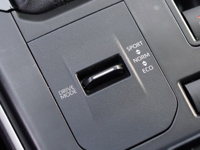 Certified 2021 Toyota Highlander XSE image 33