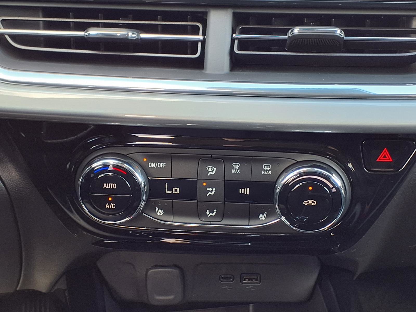 New 2026 Chevrolet Trax LT w/ Driver Confidence Package image 10