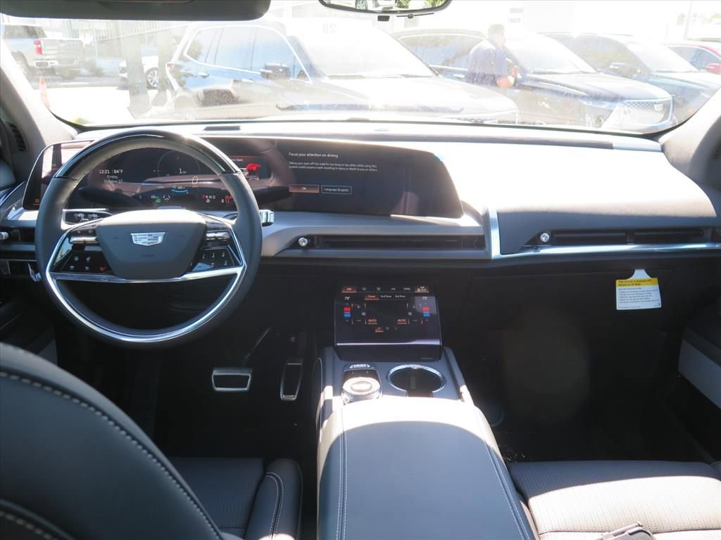 New 2026 Cadillac Vistiq Luxury image 23